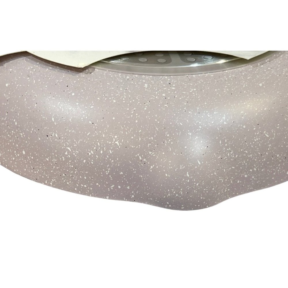 Master Class 9.5" Skillet‎ pale purple with white speckled